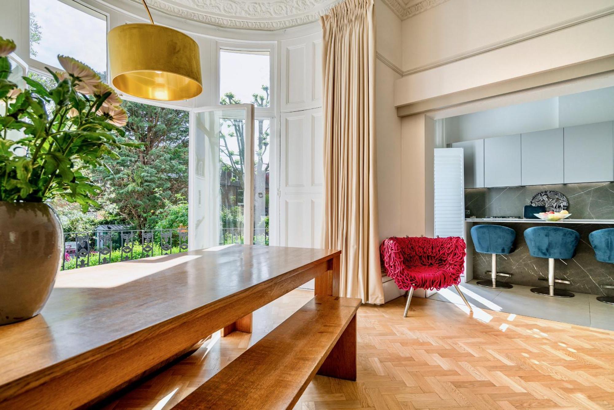 Spacious Belsize Park With Private Garden Londres